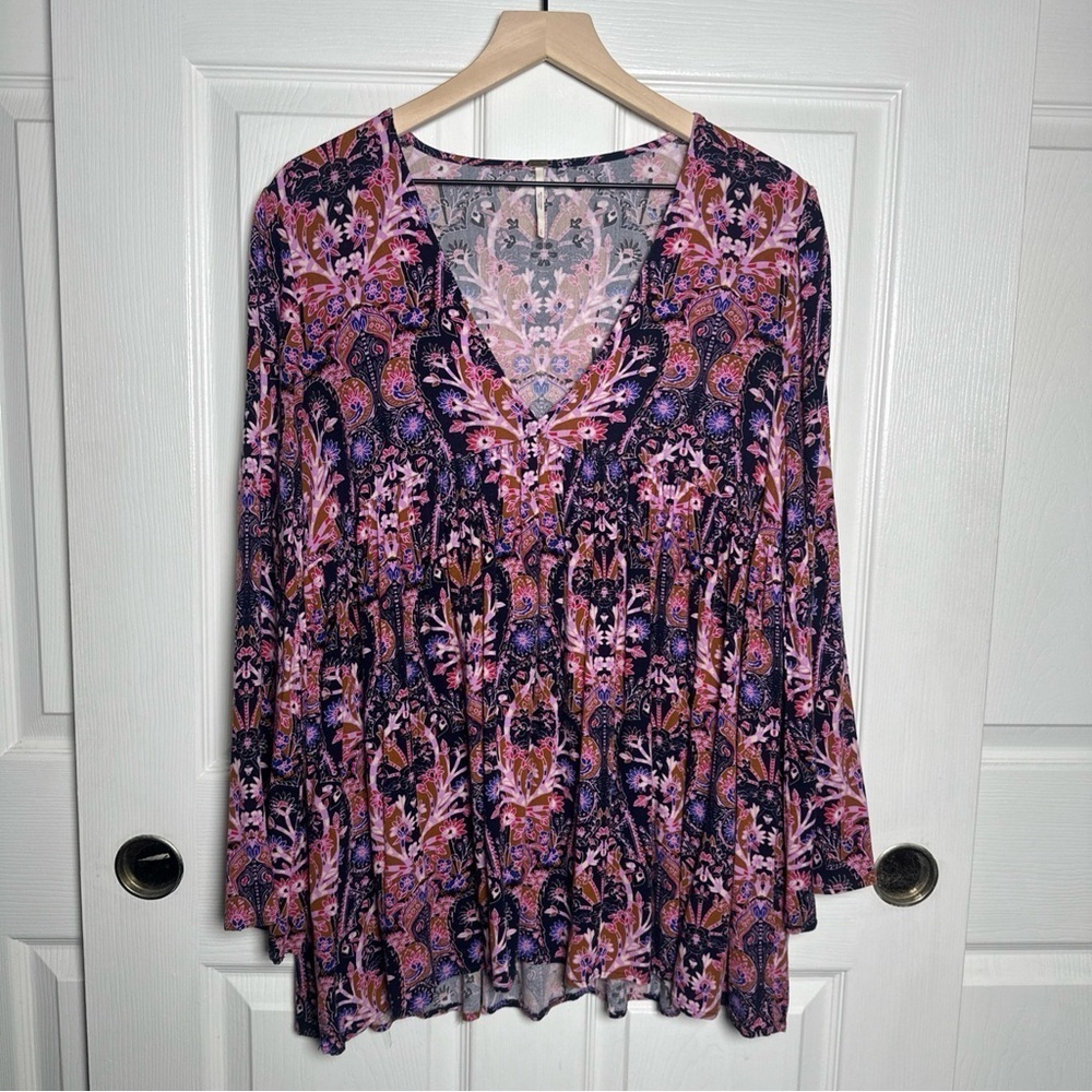 Free People Bella Top Small Pink Purple Floral Blouse VNeck Tunic Flared Sleeve